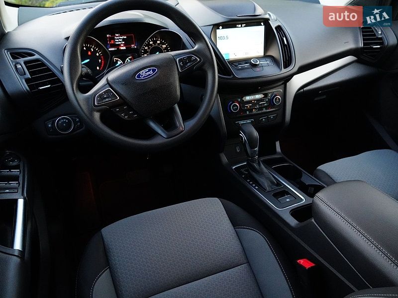 Внедорожник / Кроссовер Ford Escape 2018 в Дрогобыче