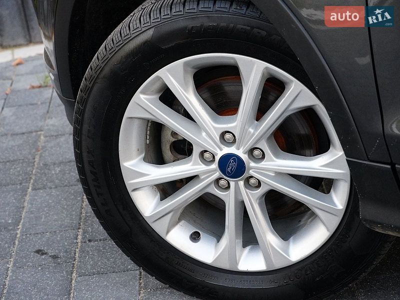 Внедорожник / Кроссовер Ford Escape 2018 в Дрогобыче