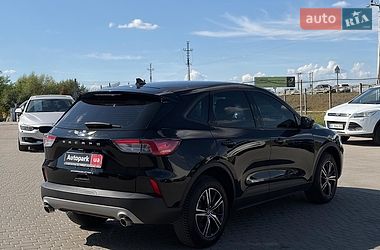 Позашляховик / Кросовер Ford Escape 2021 в Львові