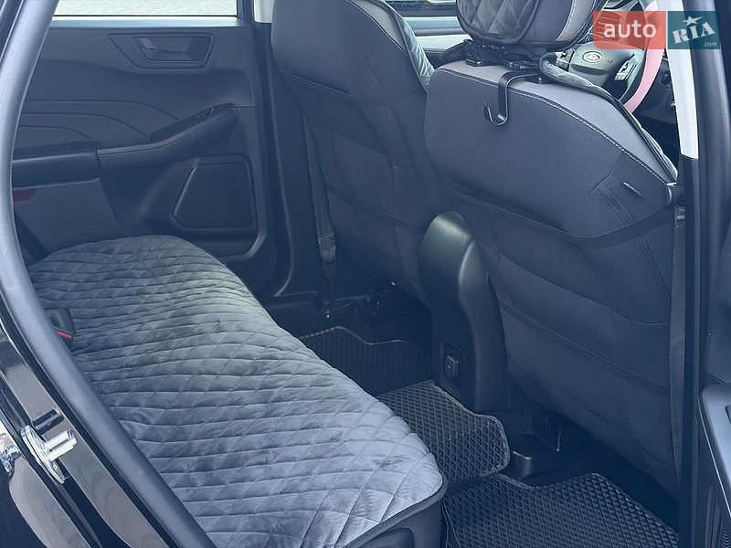Позашляховик / Кросовер Ford Escape 2021 в Львові