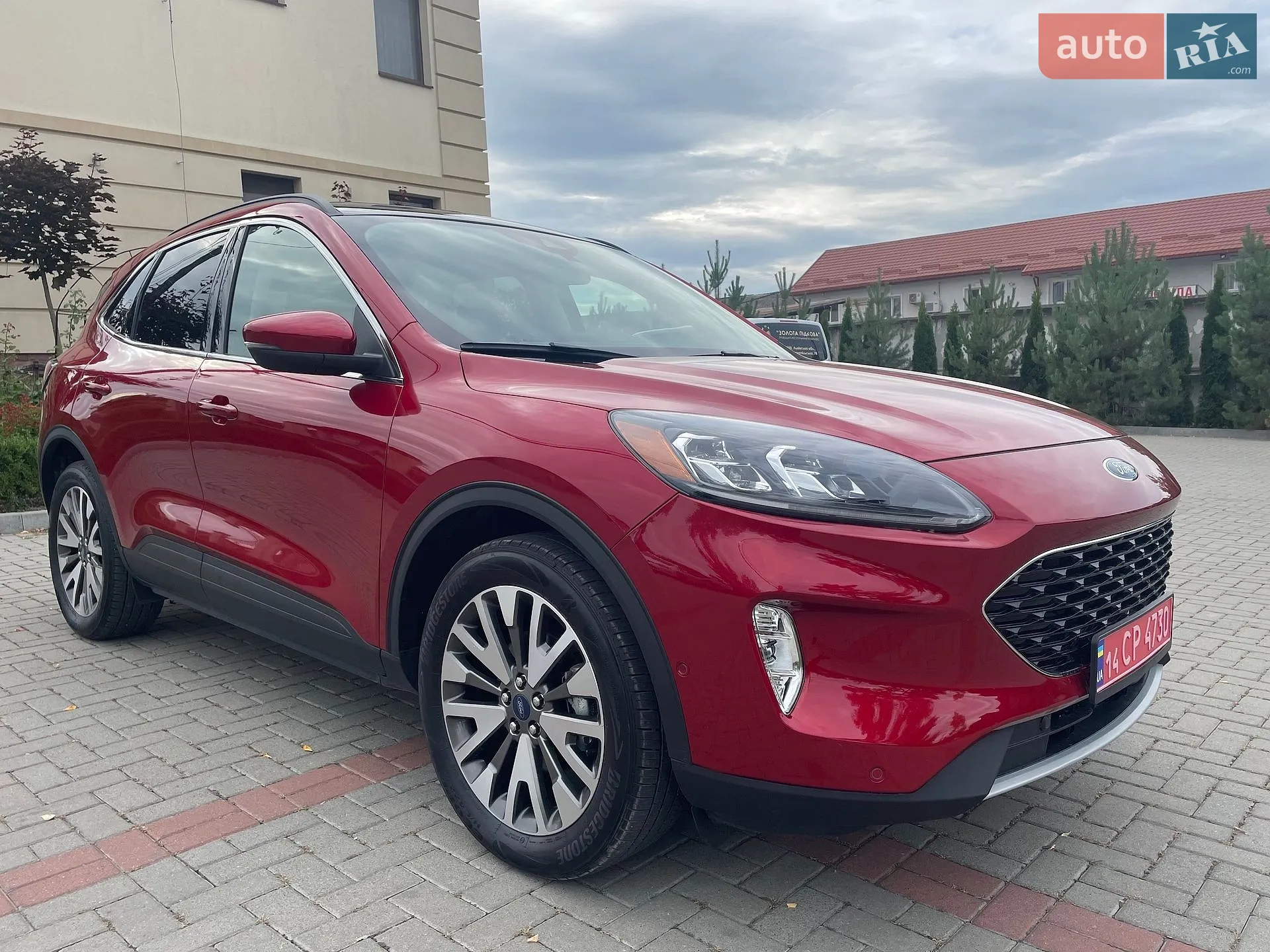 2020 Ford Escape - фото 1