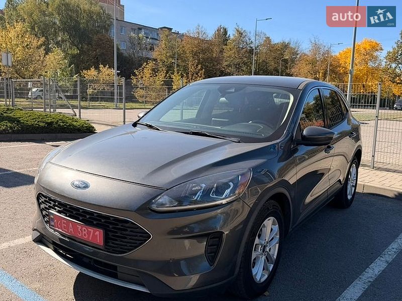 Ford Escape, photos from the listing