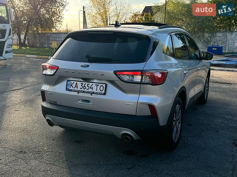 Позашляховик / Кросовер Ford Escape 2019 в Василькові