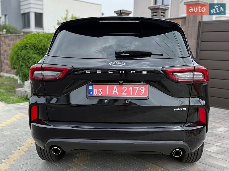 Внедорожник / Кроссовер Ford Escape 2023 в Киеве