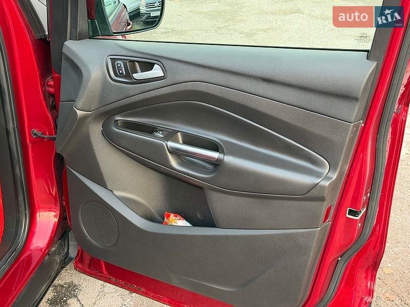 Внедорожник / Кроссовер Ford Escape 2017 в Виннице