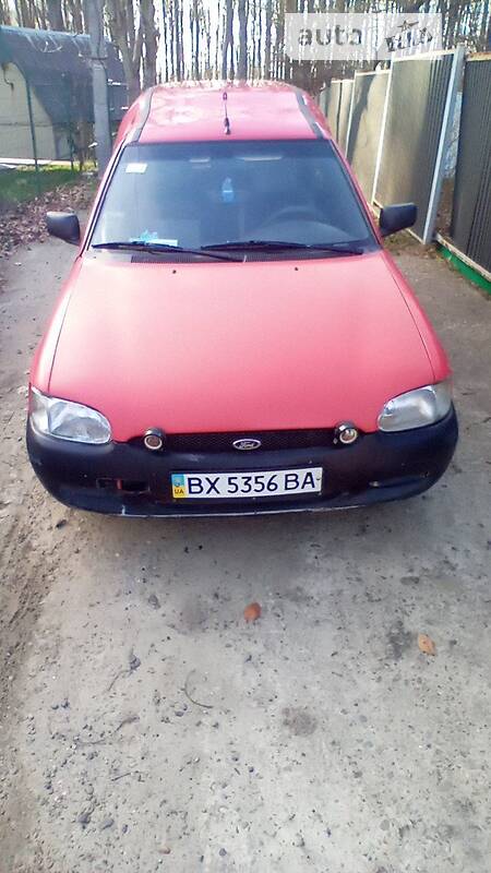 Грузовой фургон Ford Escort Express 2000 в Черновцах фото 2 Грузовой фургон Ford Escort Express 2000 в Черновцах