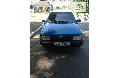 Хэтчбек Ford Escort 1989 в Николаеве