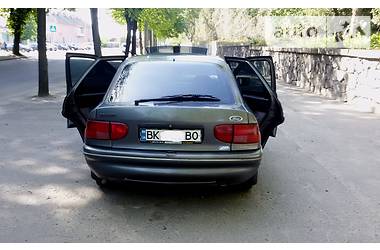 Хэтчбек Ford Escort 1992 в Ровно