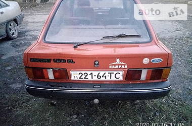 Хетчбек Ford Escort 1987 в Золочеві