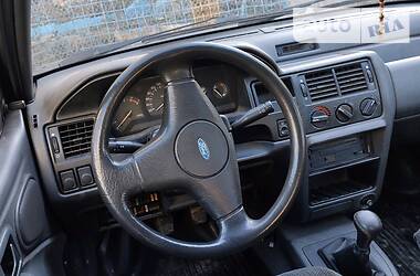 Хетчбек Ford Escort 1990 в 