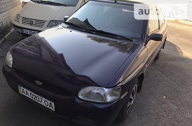 Хэтчбек Ford Escort 1997 в Киеве