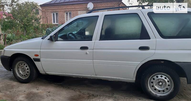 Универсал Ford Escort 1995 в Пирятине