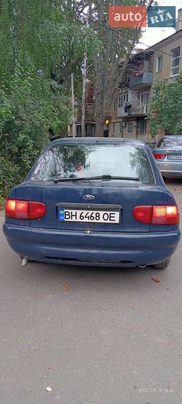 Хетчбек Ford Escort 1995 в Великодолинському