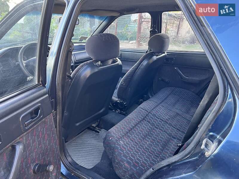 Седан Ford Escort 1994 в Раздельной