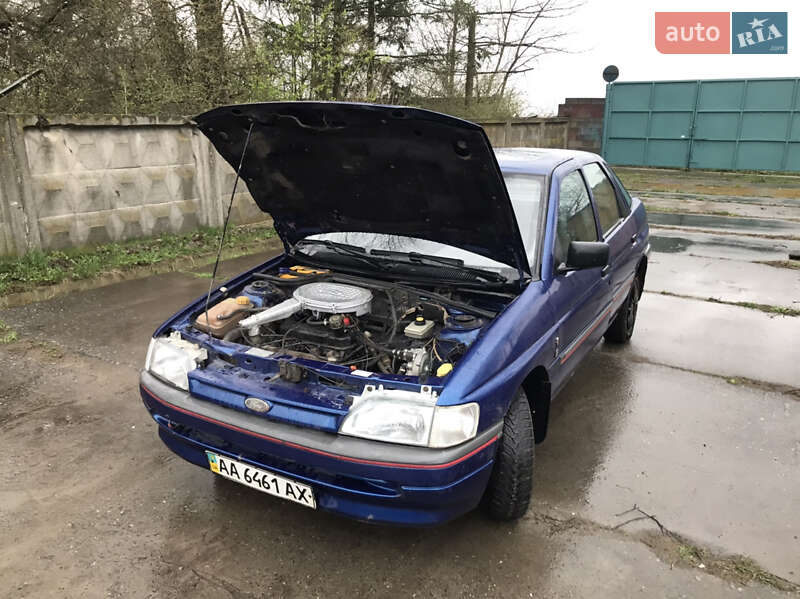 Хетчбек Ford Escort 1991 в Березному фото 13 Хетчбек Ford Escort 1991 в Березному
