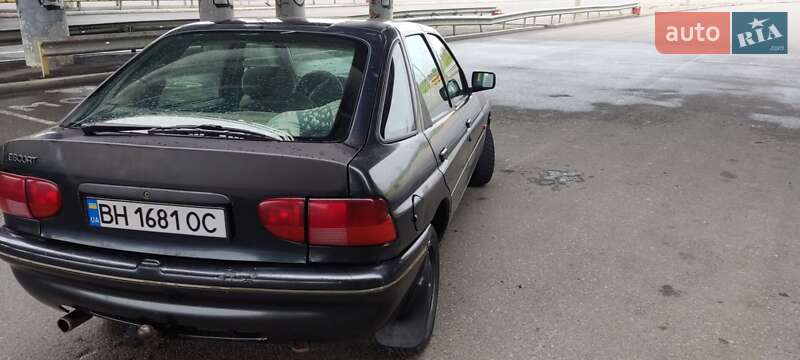Хетчбек Ford Escort 1994 в Одесі