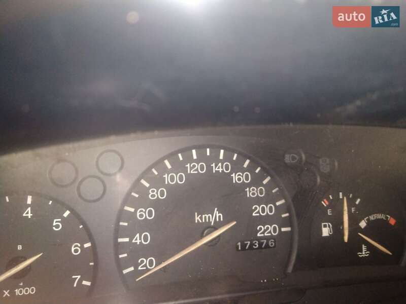 Хэтчбек Ford Escort 1996 в Дрогобыче