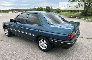 Седан Ford Escort 1994 в 