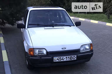 Хетчбек Ford Escort 1987 в Рожище