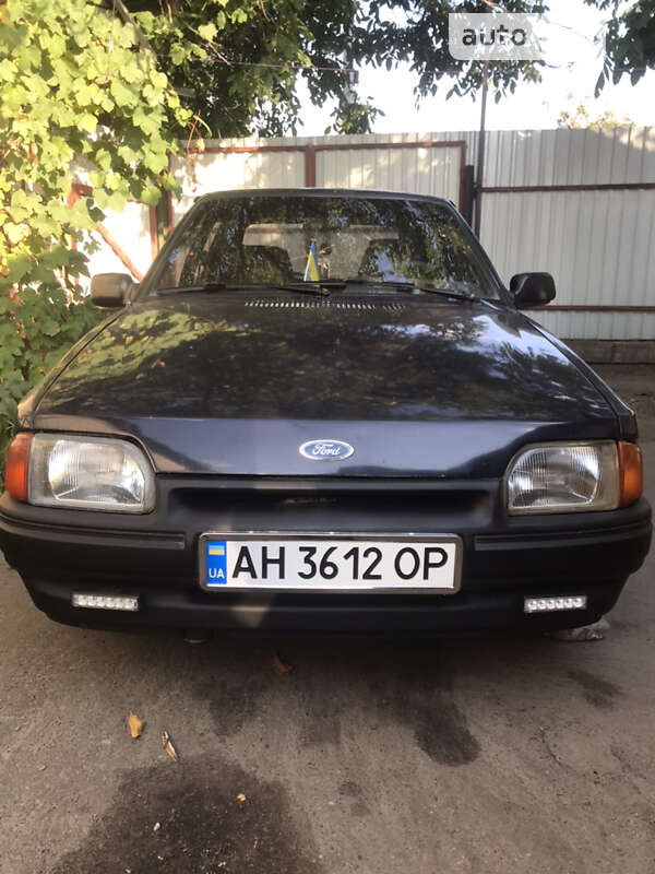 Хэтчбек Ford Escort 1989 в Броварах