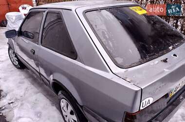 Хетчбек Ford Escort 1982 в Запоріжжі