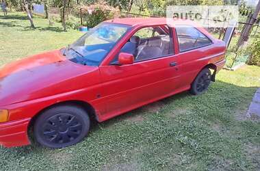 Хэтчбек Ford Escort 1990 в Львове