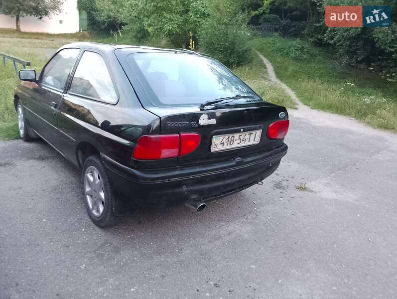 Хэтчбек Ford Escort 1992 в Тернополе