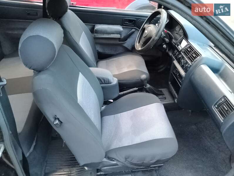 Хэтчбек Ford Escort 1992 в Тернополе