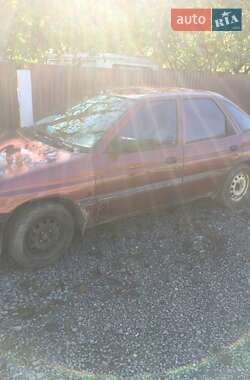 Хетчбек Ford Escort 1992 в 