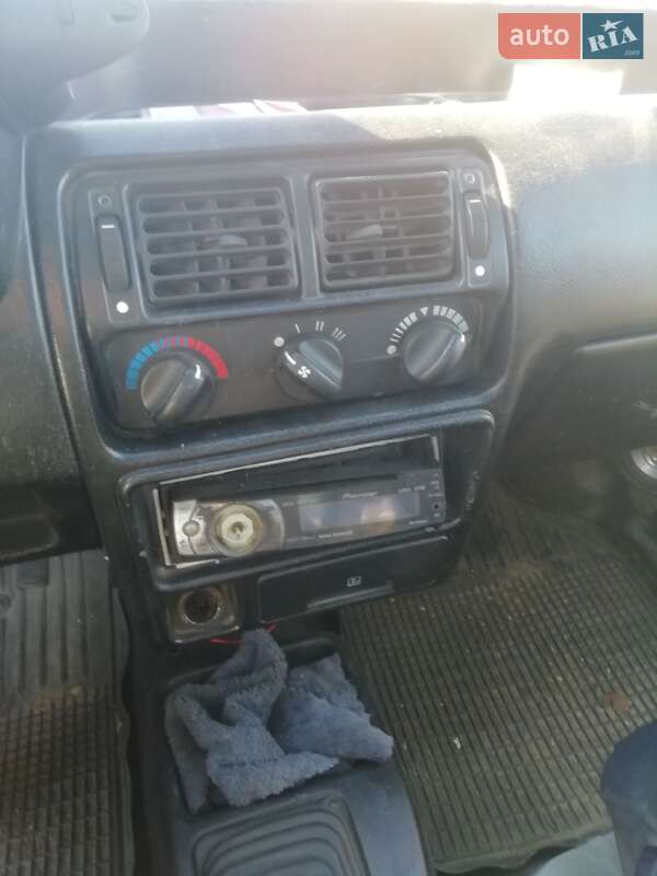 Хэтчбек Ford Escort 1988 в Турбовом