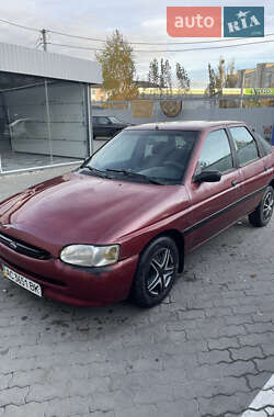 Хэтчбек Ford Escort 1997 в Луцке