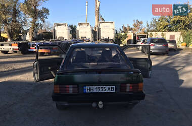 Хэтчбек Ford Escort 1982 в 