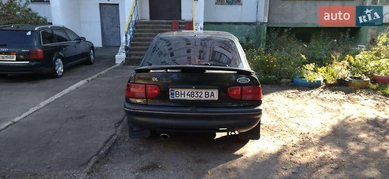 Хэтчбек Ford Escort 1993 в Одессе