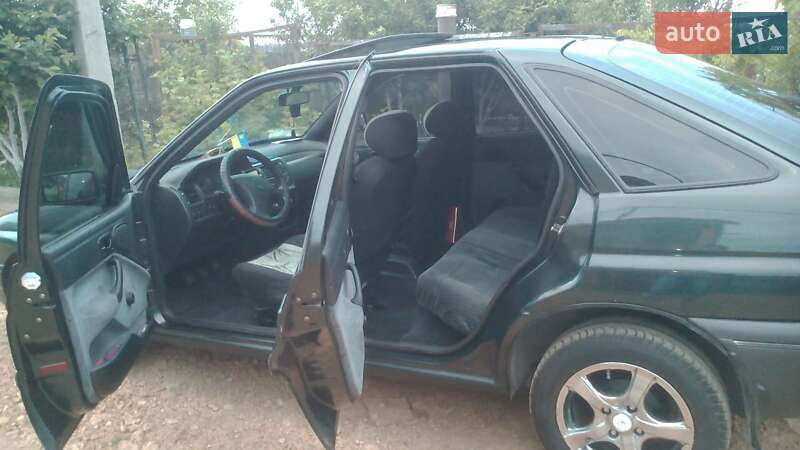 Хэтчбек Ford Escort 1993 в Одессе