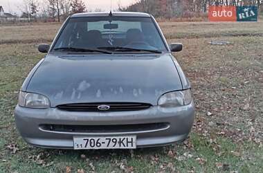 Хэтчбек Ford Escort 1996 в Калиновке