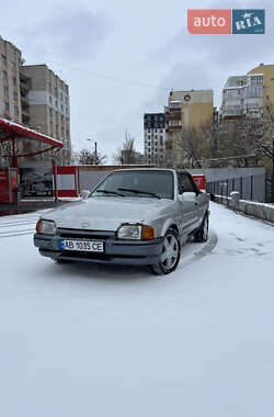 Кабриолет Ford Escort 1987 в Виннице