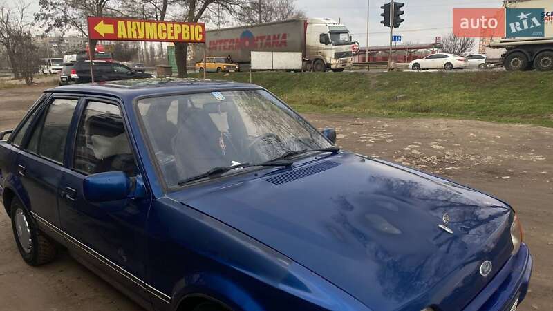 Лифтбек Ford Escort 1986 в Одессе