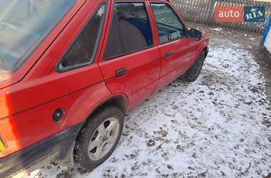 Хэтчбек Ford Escort 1987 в 