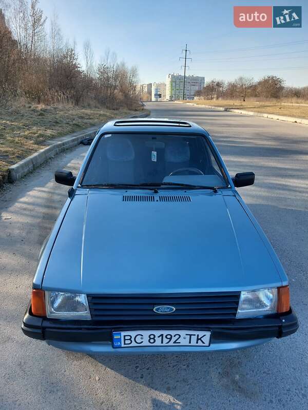 Хетчбек Ford Escort 1983 в Львові