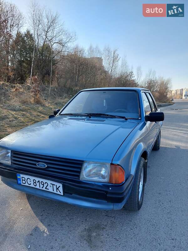 Хетчбек Ford Escort 1983 в Львові