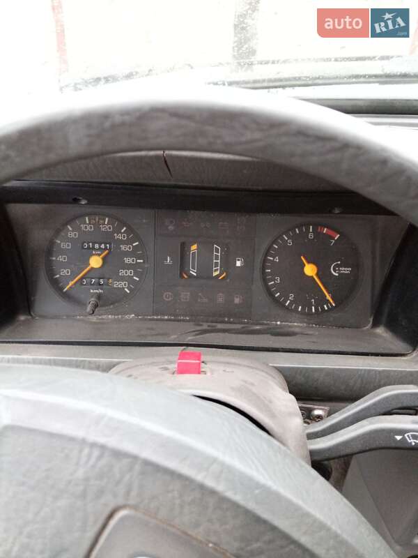 Хэтчбек Ford Escort 1983 в Перемышлянах