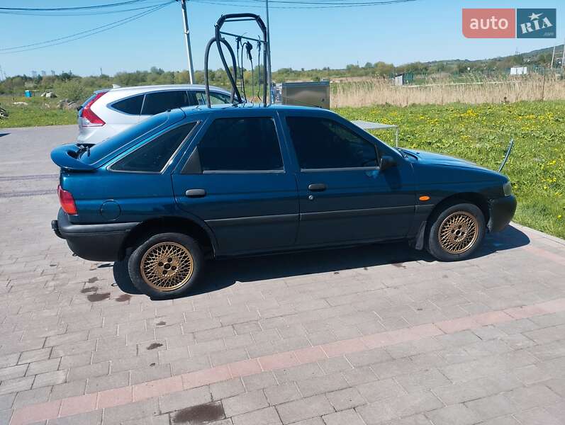 Ford Escort 1995