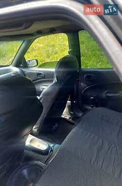 Хэтчбек Ford Escort 1997 в Первомайске