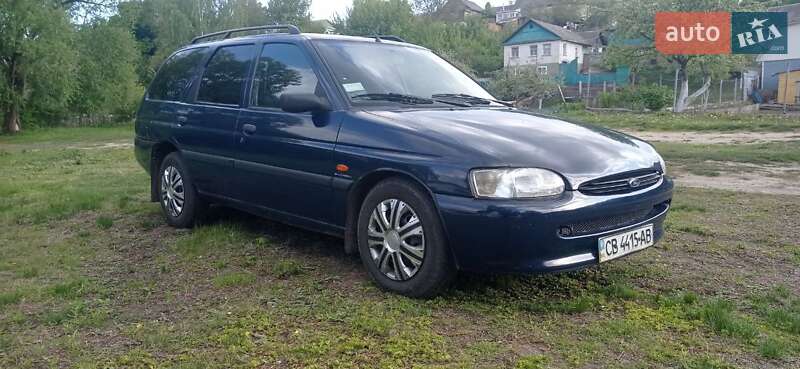 Універсал Ford Escort 1995 в Новгород-Сіверському