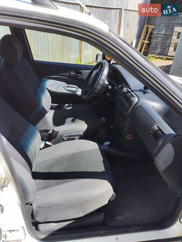 Універсал Ford Escort 1999 в Львові