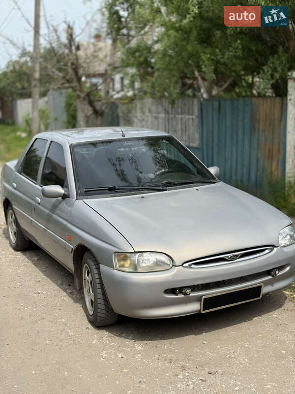 Ford Escort 1996