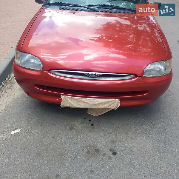 Хэтчбек Ford Escort 1995 в Харькове