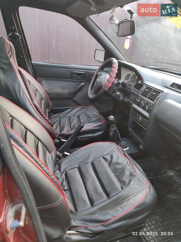 Хэтчбек Ford Escort 1993 в Запорожье