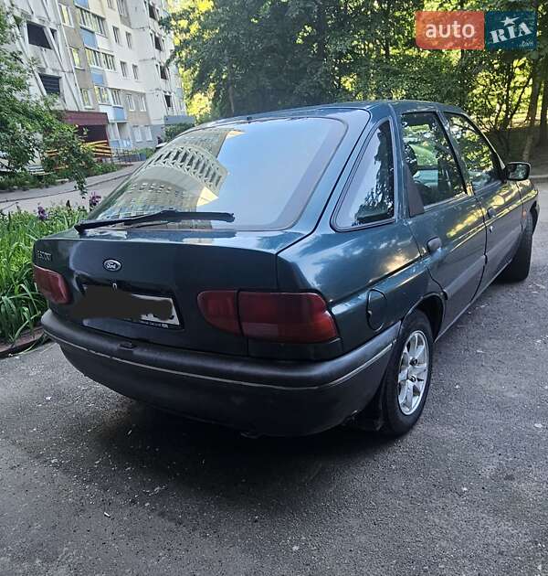 Хетчбек Ford Escort 1997 в Києві