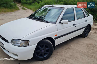 Хэтчбек Ford Escort 2000 в Днепре